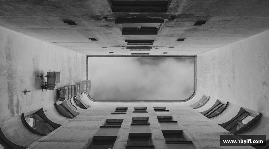 精诚团结，创造辉煌！